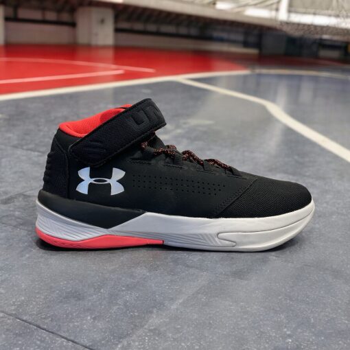 Basketskor Under Armour GET B ZEE 1298310-001